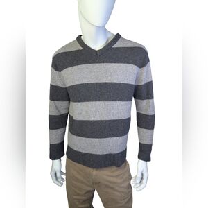 Mantles Lambswool Cashmere Grey Striped V-Neck Sweater, Men’s L,  Quiet Luxury